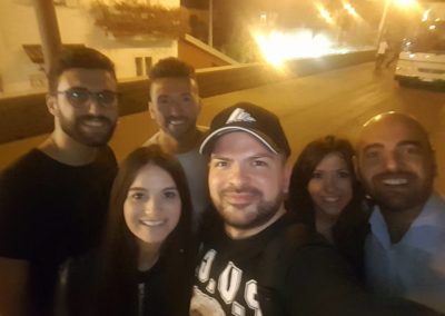 100