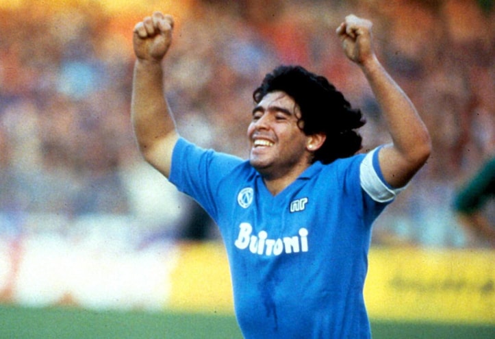 Adios Comandante Maradona..gracias por todo 😭💙✊🏻 – FOTO, VIDEO & APPROFONDIMENTO